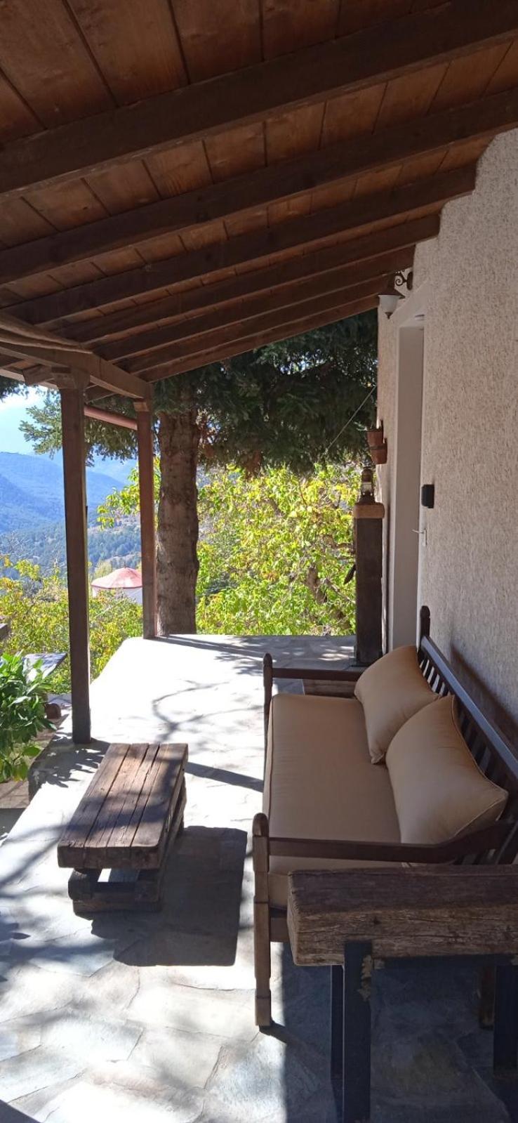 Ξενώνας Το Πατρικό Karia  Exterior photo